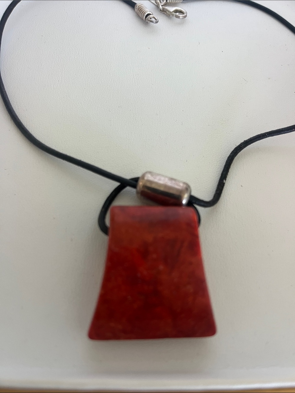 Retired Silpada "Cardinal Rule " sponge coral & leather Sterling silver necklace